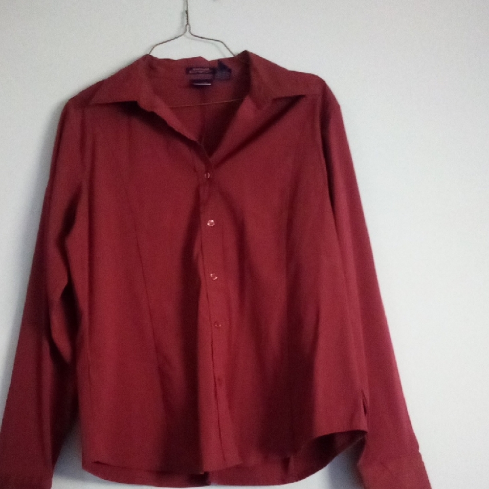 Elegant Women's Rust Button Down Shirt